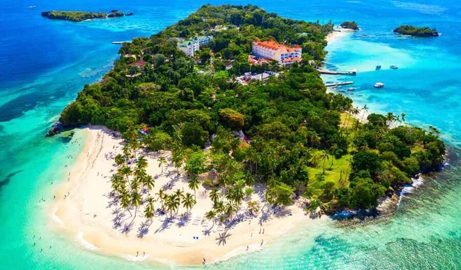 Samana: Visit Samana, Los Haitises Park, and Cayo Levantado Island - Speedboat into Los Haitises: mangroves, pelicans, and quick scenery changes