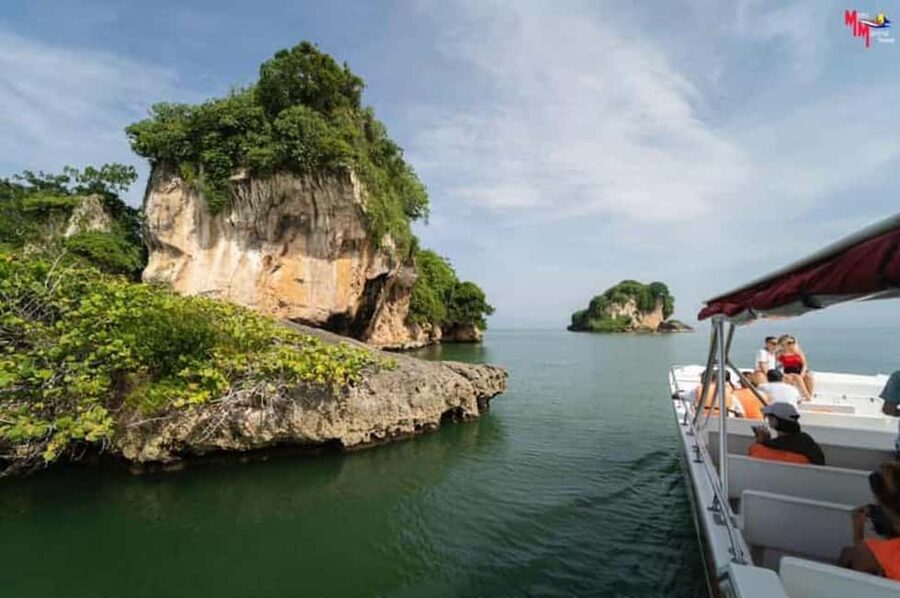Samana: Visit Samana, Los Haitises Park, and Cayo Levantado Island - What to pack so the day feels easy