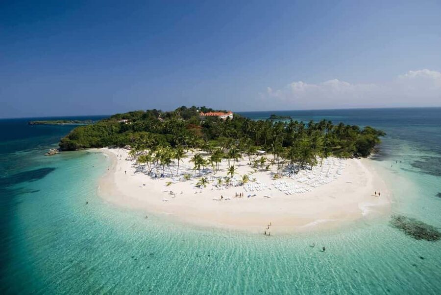 Samanà Whale Watching and Bacardi Island Tour From Bayahibe - Who should book this tour, and who should skip it