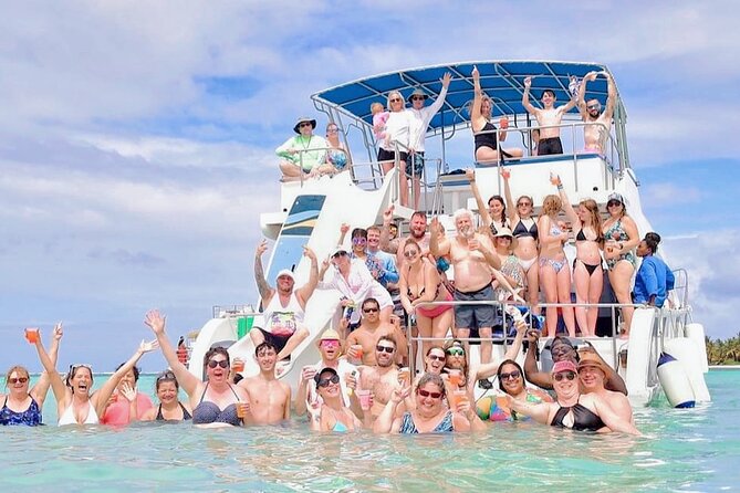 Sand Bar Punta Cana, Snorkeling, Party Boat, Booze Cruise Party - Sandbar time plus water toys: floating pad and water slide
