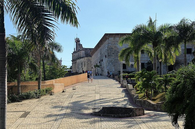 Santo Domingo - Basilica of Santa María la Menor: where faith and architecture meet