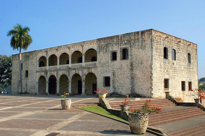 Santo Domingo - Lunch and Dominican flavor: a real included break