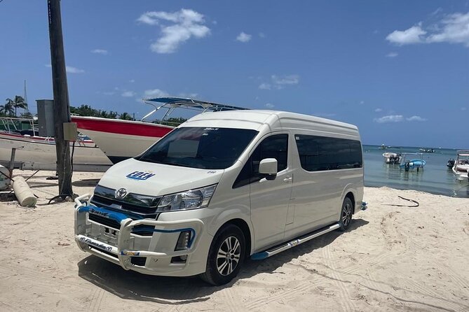 Santo Domingo Airport and Paradisus Grand Cana Private Transfer - Finding Your Driver Fast at Santo Domingo Airport