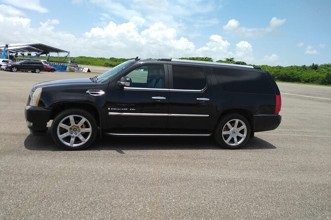 Santo Domingo Airport (SDQ) SUV Transfer Transportation To Punta Cana Hotels - The drive: comfort, hygiene, and Wi‑Fi for the long haul