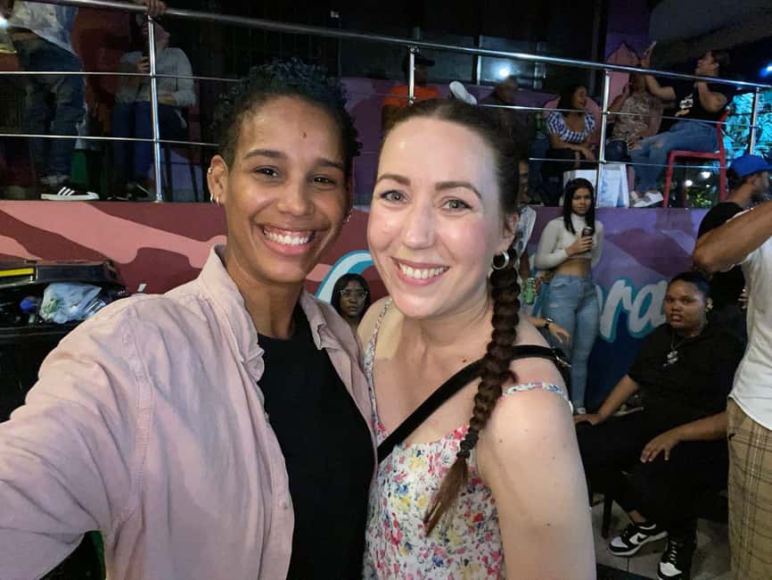 Santo Domingo: Bachata or Salsa Dance Classes - Partner dancing without stress: getting past the awkward stage