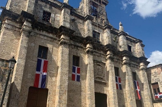 Santo Domingo City Tour from Punta Cana Full-Day - The Primate Cathedral of America: power, stone, and a big historical claim