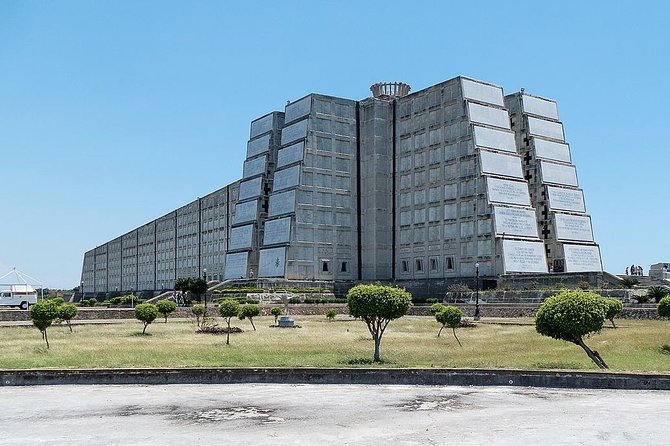 Santo Domingo City Tours Full Day From Punta Cana - El Conde and the City’s Main Axis: Getting Oriented Fast