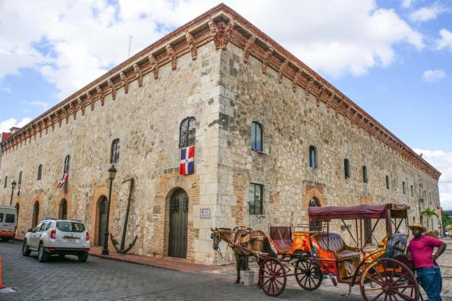 Santo Domingo Colonial Zone City Tour - Ladies Street: Small Scale, Big Claim