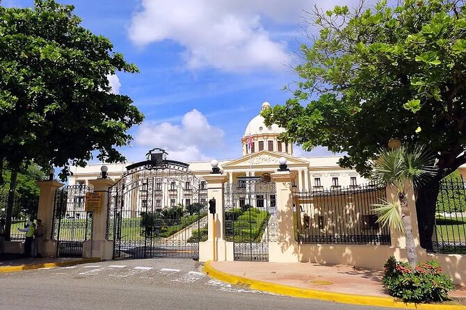 Santo Domingo Historical Tour with Caves from Punta Cana - Cathedral and Royal Houses museums: faith and power under one roof line
