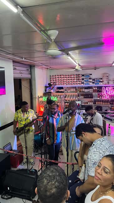 Santo Domingo: Nightlife, Rhythm, Culture Tour with Locals - Starting the Night at Perpetual Lab, Santo Domingo (8:00 PM)