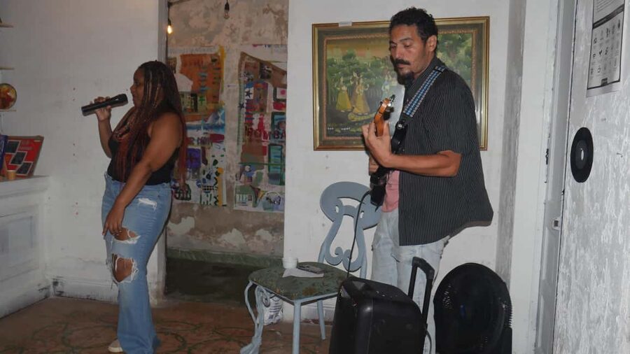 Santo Domingo: Nightlife, Rhythm, Culture Tour with Locals - Walking, Noise, and Timing: Your Practical Checklist