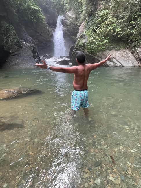 Santo Domingo: Paradisiac Waterfall & Lunch Cooked Over Wood - Mud and mineral break: the fun side of the hike