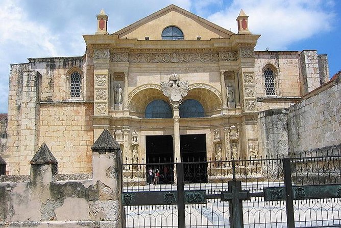 Santo Domingo Sightseeing Tour - San Francisco Monastery Ruins: A World Heritage Stop With Atmosphere