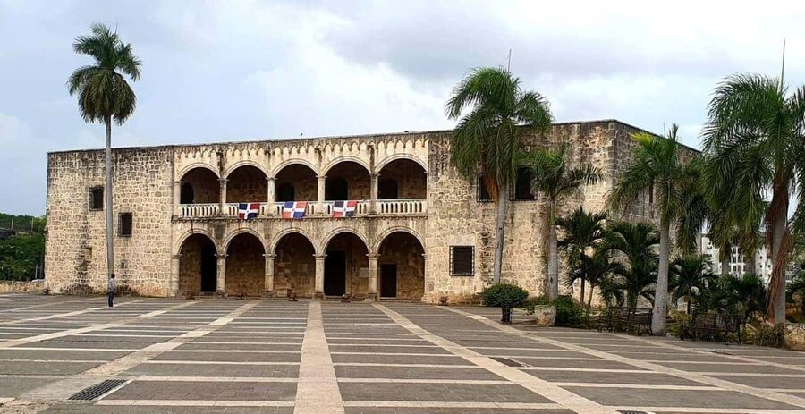 Santo Domingo: Small Group Tour with Cable Car from Bayahibe - First, what kind of day is this?