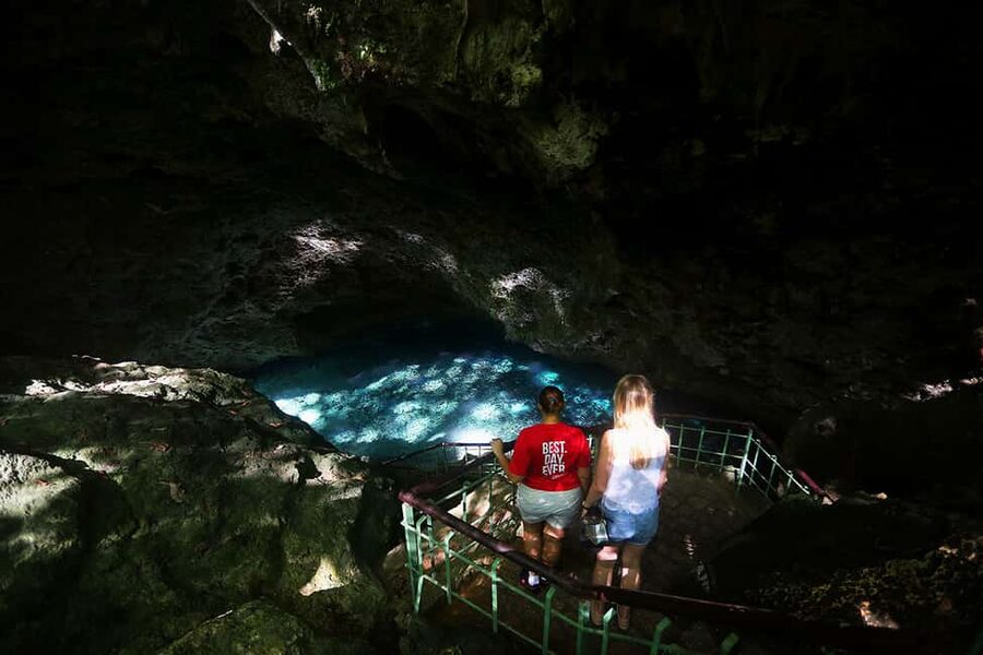 Santo Domingo: Three Eyes National Park Guided Tour - Lake of Ladies: Culture, touch, and why the stories matter