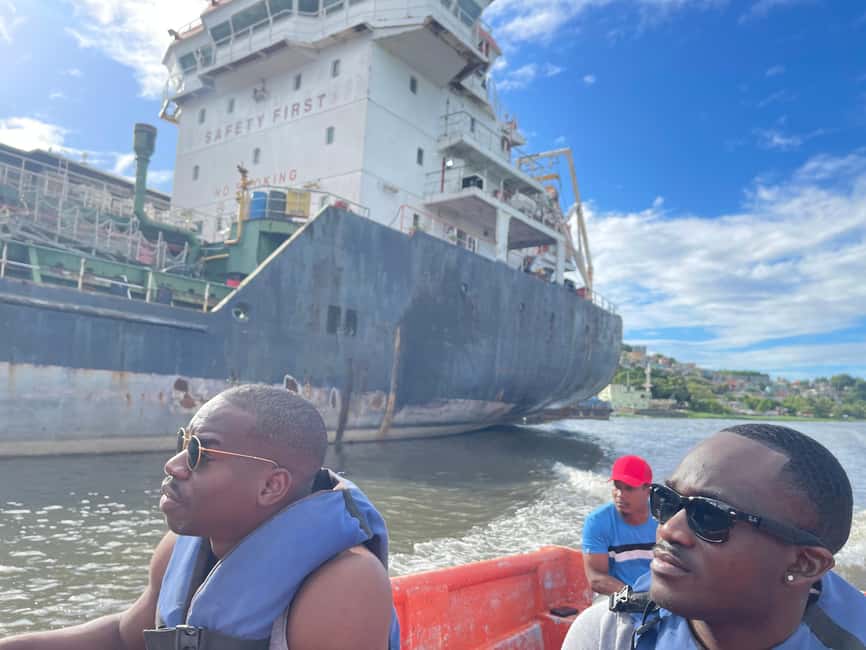 Santo Domingo Top: Colonial Zone Boat Ride Adventure - Colorful hills, neighborhoods, and city tech (metro and cable car)
