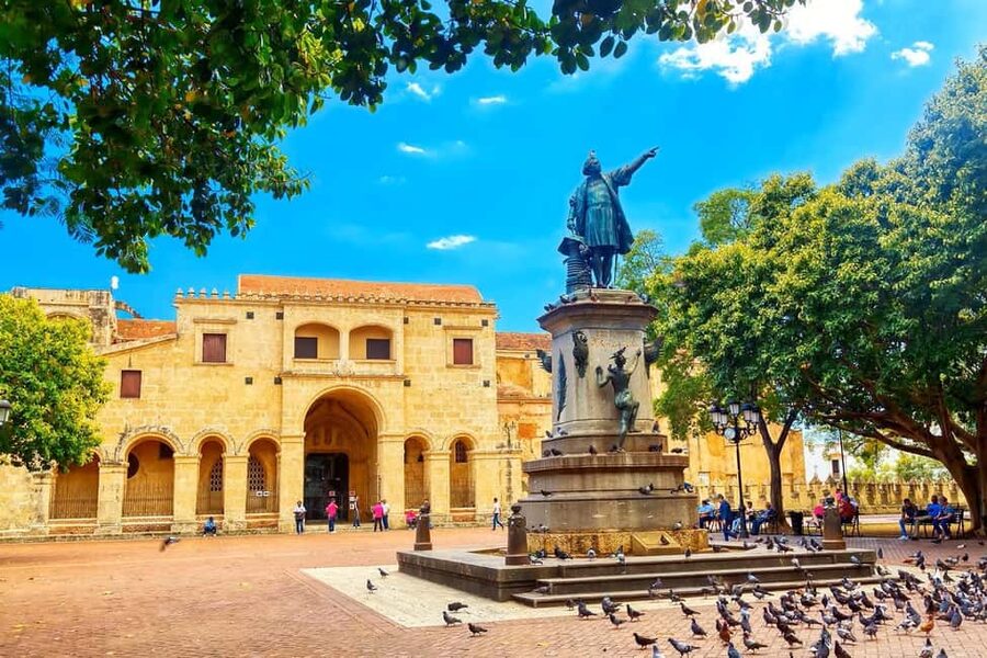 Santo Domingo Tour with caves from Punta Cana - National Palace of the Dominican Republic: power in the center of it all