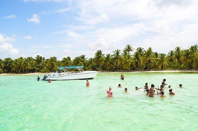 Saona Bayahibe Island Day Trip - Group tour feel: easygoing social time, not a forced party
