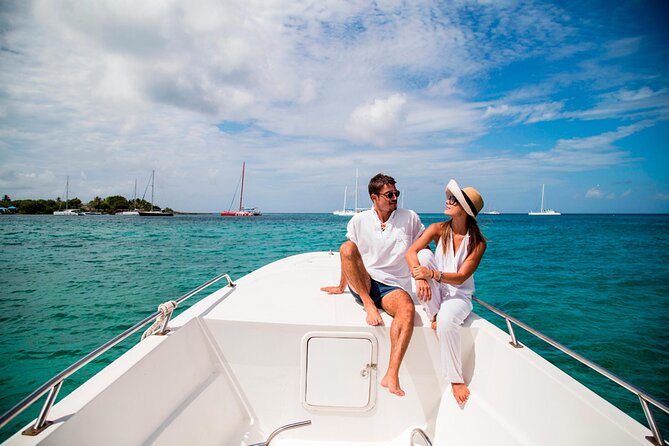 Saona Catamaran Cruise with Lunch and Natural Swimming Pool - FAQ
