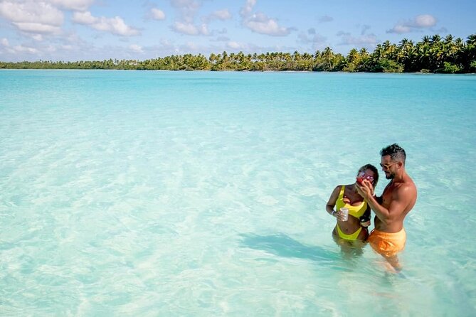 Saona Island at Yellow Submarine Exclusive Tour from Punta Cana - Isla Saona: palms, beach time, lunch, and bar access