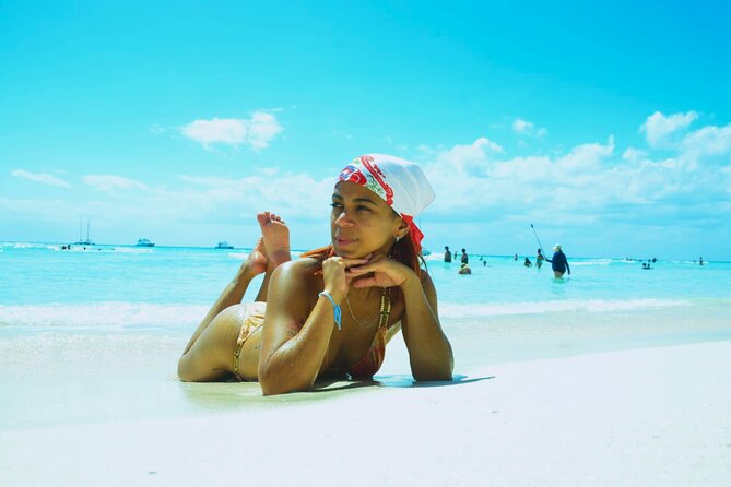 Saona Island Full-Day Tour from Punta Cana Bayahibe All Inclusive - The Massage and Vendor Options: Nice Extras, Optional by Nature