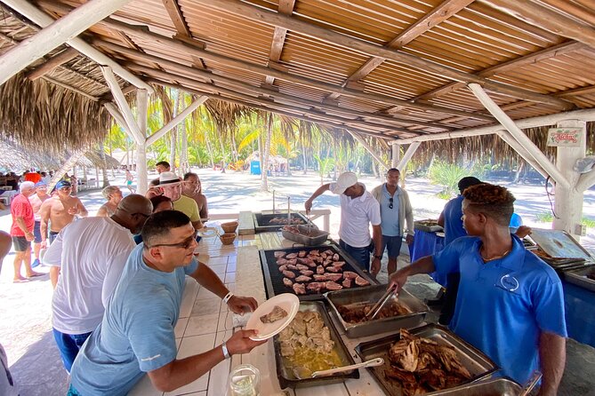 Saona Island, Natural pool Starfish, Fast boat, Catamaran +Dances - Who Should Book This Saona Day Trip?