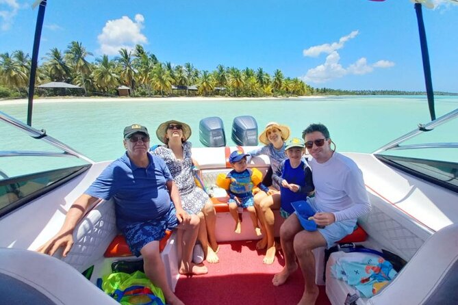Saona island - Private Tour with a Luxury Speed Boat - Catuano snorkeling stop: 30 minutes with a certified guide