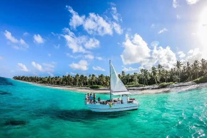Saona Island : Punta Cana All Inclusive - Punta Cana to Saona: the boat ride that sets the tone