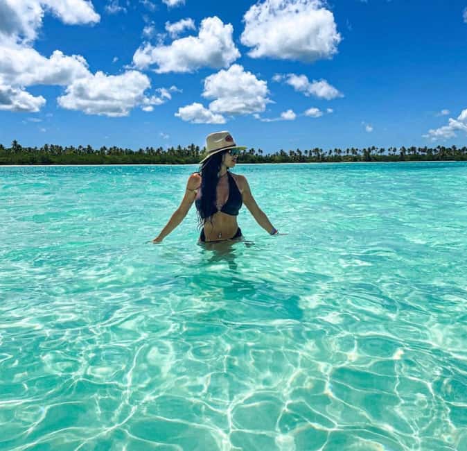Saona Island VIP: 4 Beaches , Mano Juan & Canto de la Playa - Playa Canto de la Playa: first beach stop with guided time