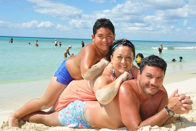 Saona Platinum Beach Day - Open bar and onboard fun: what you gain and what to watch