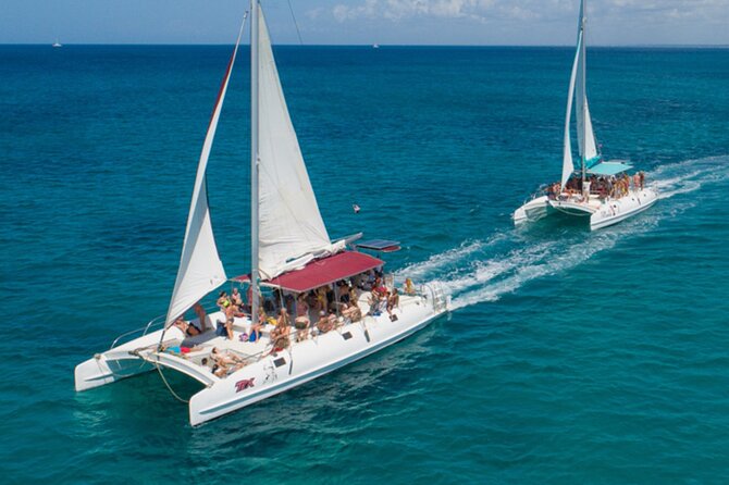Saône Island from Punta Cana Catamaran, Natural Pool and Lunch - Speedboat return adrenaline: why the finish feels fast