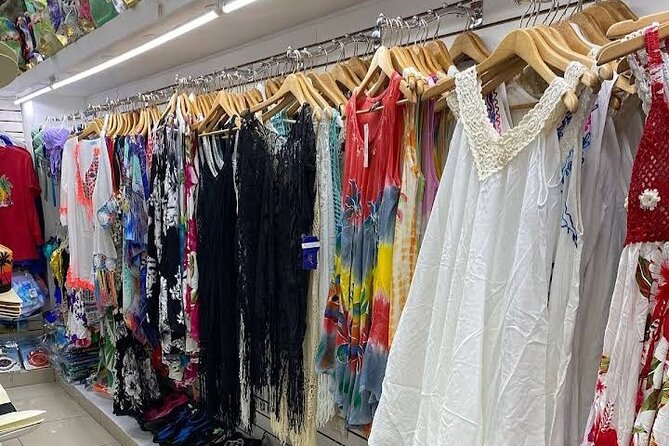 Shopping or souvenirs in Plaza Bávaro - Price and Value: Is $5 Worth It?