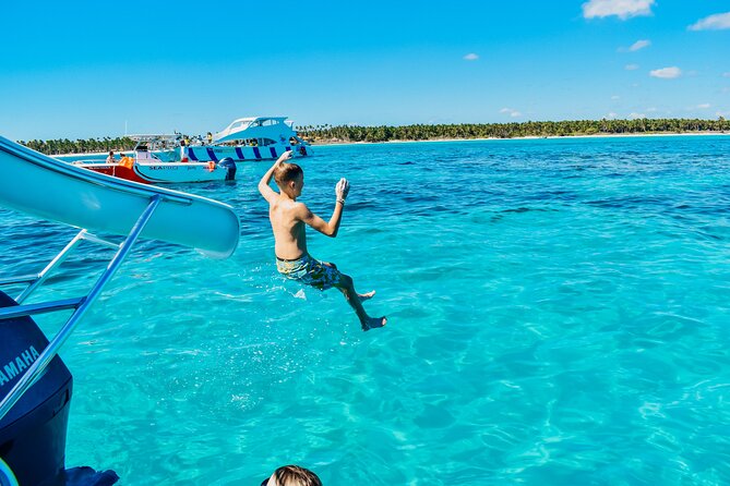 Small Group Snorkeling Cruise with Open Bar and Light Snacks - Key Highlights to Know Before You Book