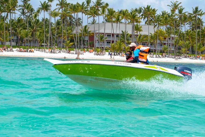 Speed Boat Ride and Snorkel Experience in Punta Cana - Pickup, Timing, and Staying Comfortable in Punta Cana Heat