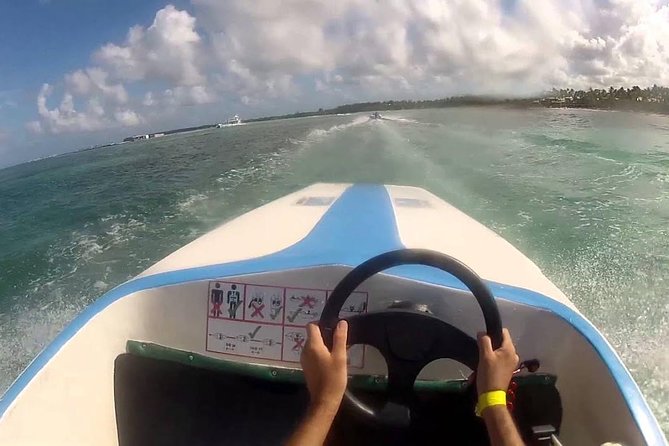 Speedboat & Snorkeling from Punta Cana - Small snags to plan for: crowds, reef conditions, and photo sales