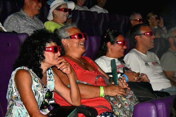 The Battle of Santo Domingo 4D Experience - Dodge the cannonballs and pirate swords (4D effects, explained simply)