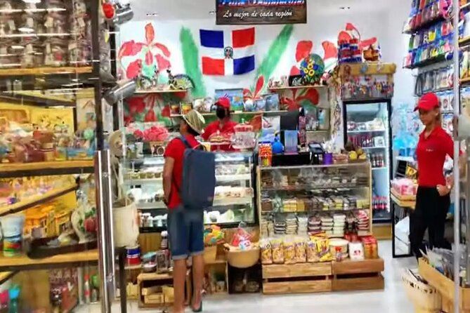 Tour of Souvenirs, Shopping in Punta Cana with Transportation Included - A Two-Hour Shortcut to Dominican Shopping in Punta Cana