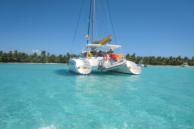 Tour to Isla Saona From Punta Cana with Transportation and Lunch - The boat party at sea: what the catamaran-splash mood is like