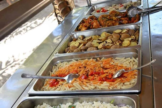 Tour to Isla Saona From Punta Cana with Transportation and Lunch - Lunch on the beach: what “Dominican meal” really means for your day