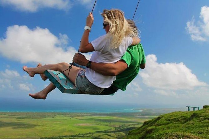 Tour to Montana Redonda (Round Montain) & Costa Esmeralda Beach - Price and value: what $150 buys you