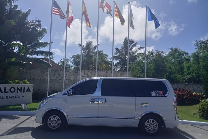 Transfer from Punta Cana Airport to hotels in Uvero Alto and vice versa - Round-Trip Logistics: Getting Your Return Pickup Timing Right
