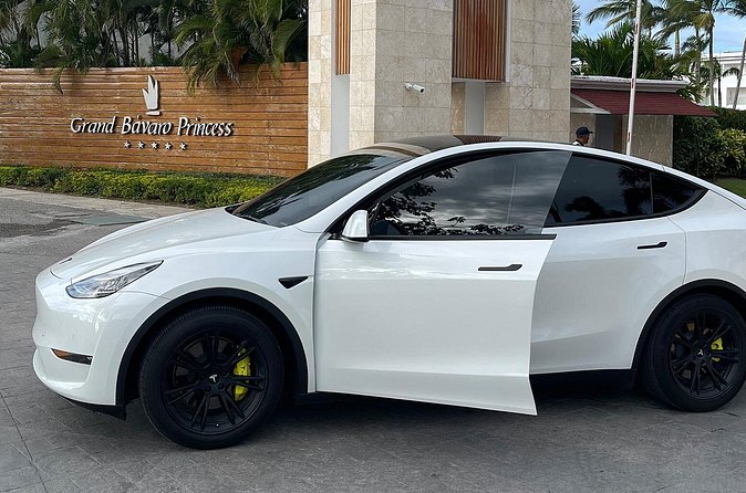 Transfer in Tesla from SDQ Airport to Santo Domingo - Extra Details You’ll Appreciate More Than You Expect