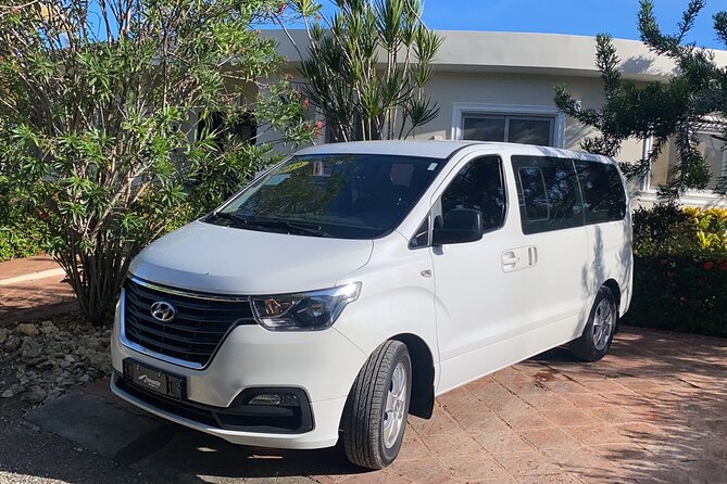 Transfer to/from Puerto Plata Airport to/from Surrounding Areas - Cabarete and Sosúa: Close Enough for Comfort, Not a Full Travel Day