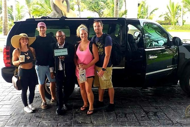 Transfers From Las America Airport AILA SDQ<=>To All Place at Punta Cana - The Ride Comfort: AC, WiFi, and Cold Drinks That Don’t Feel Like Afterthoughts
