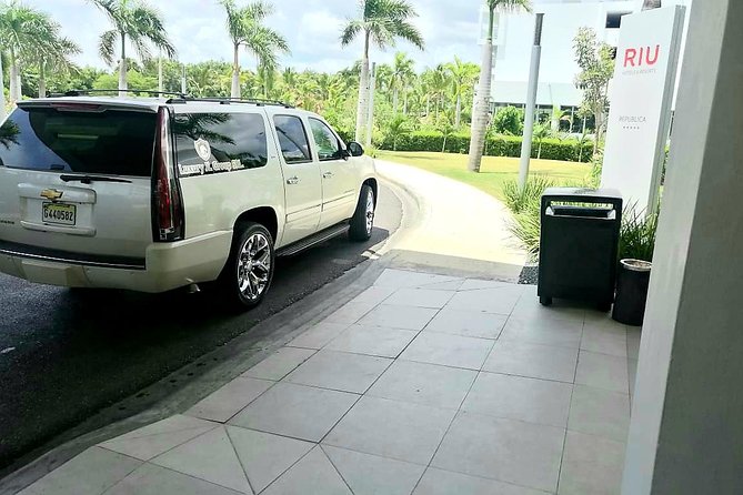 Transfers From Punta Cana Airport (PUJ) <=> To All place at Cap Cana - One-Way or Round-Trip: Getting the Timing Right