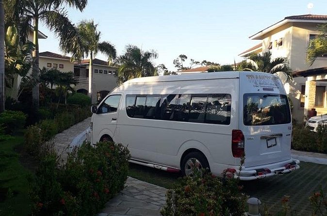Transportation from Puerto Plata Airport to Cabarete - Timing and flight delays: when waiting is handled well