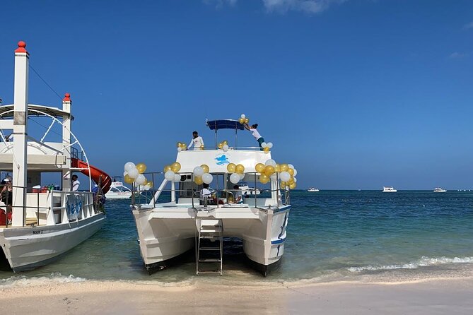 VIP Private Booze Cruise with Live Dj and BBQ in Punta Cana - Playa Bibijagua Open Bar Moment: Music, Drinks, and Coast Views