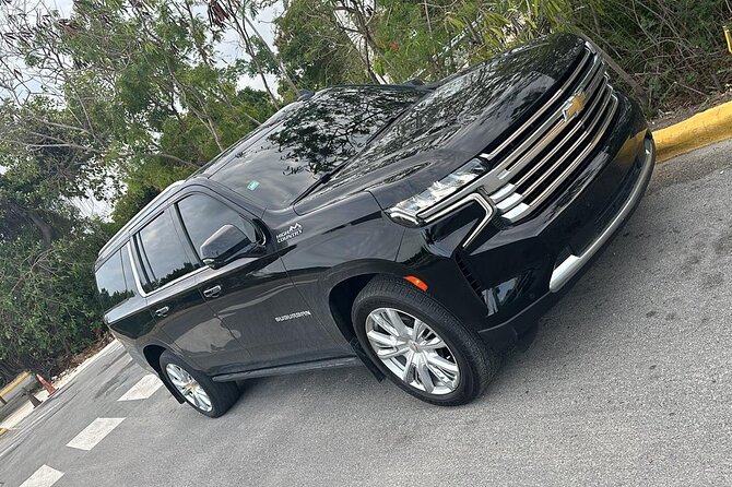 VIP SUV Airport Transfer From or To Uvero Alto - What the driver-as-guide means in real life