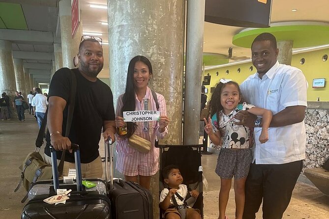 VIP SUV Airport Transfer From or To Uvero Alto - The day-before contact and named representative routine