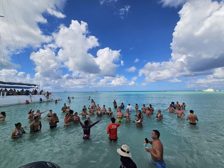 VIP tour to Saona Island by speedboat with a visit to paradise beaches - Mano Juan: Cupanama Roots and a Sea Turtle Sanctuary Visit